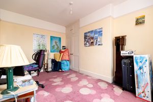 Bedroom- click for photo gallery